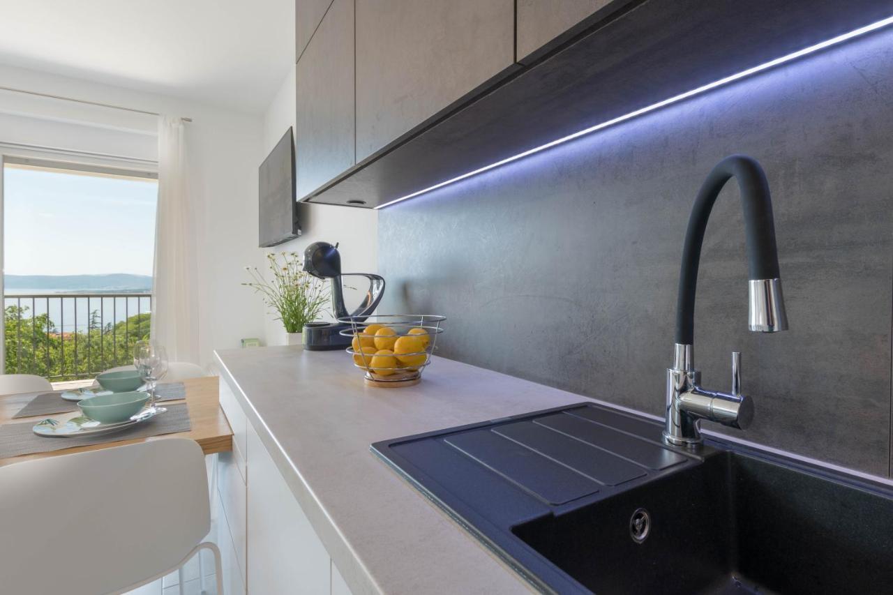 Apartments Moon Dramalj Eksteriør billede