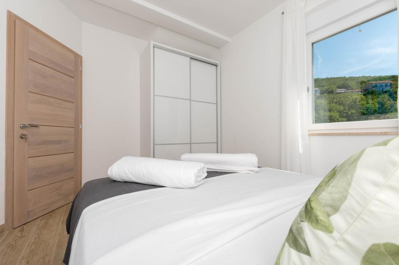 Apartments Moon Dramalj Eksteriør billede